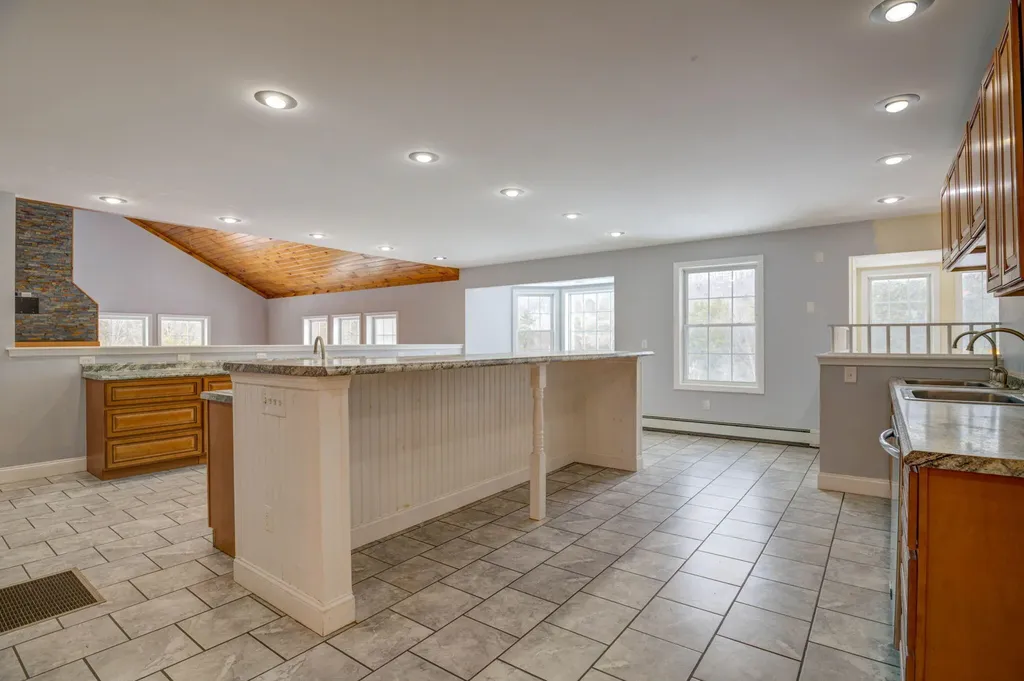 17 Castle Farm Drive Hebron ME 04238