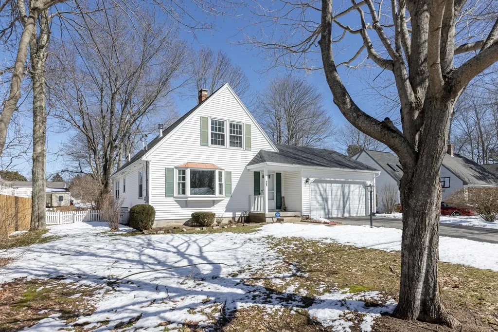 29 Miranda Circle Saco ME 04072