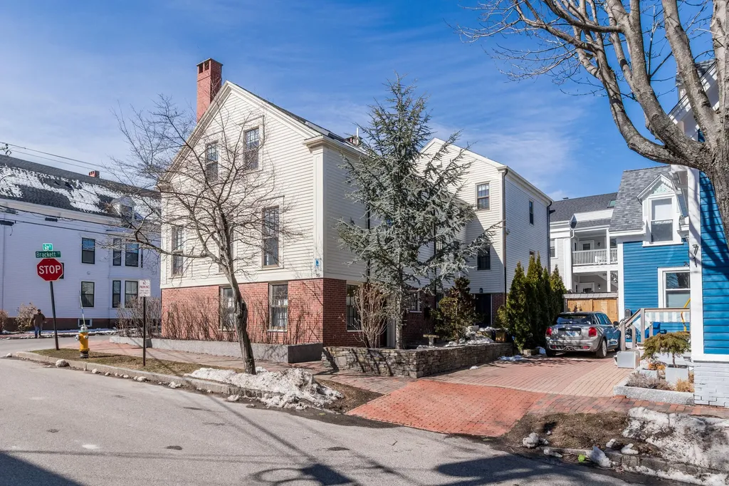 75 Gray Street Portland ME 04102
