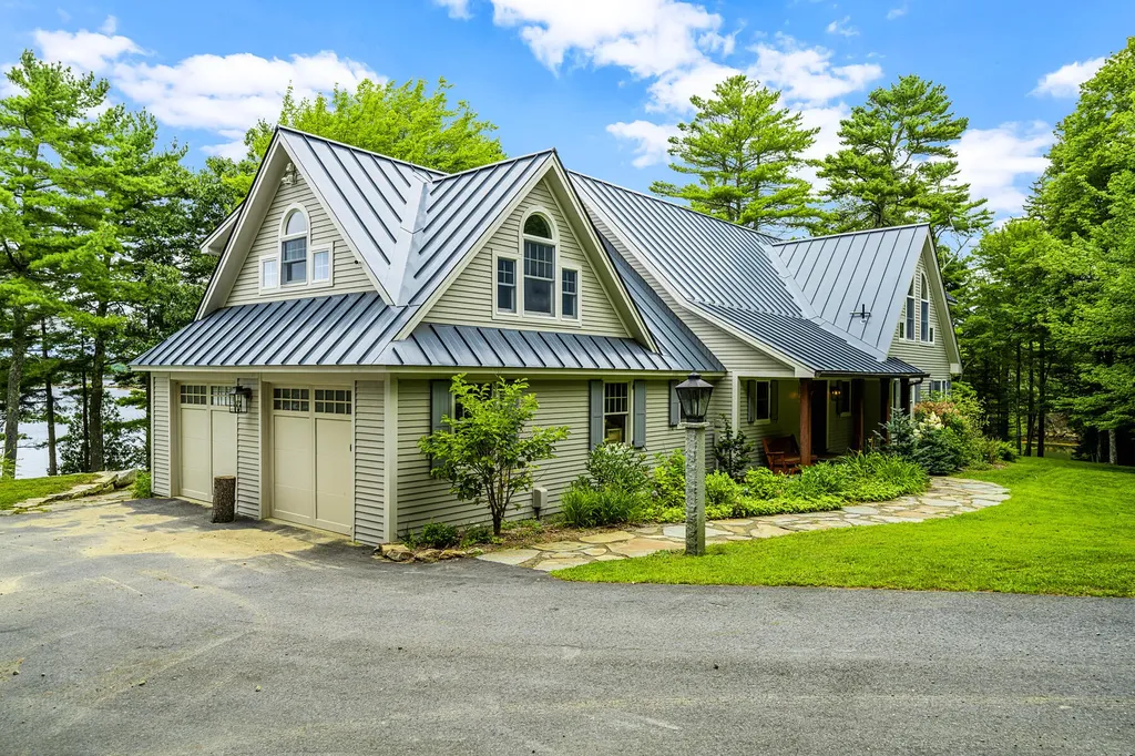 93 Abbott Cove Road West Bath ME 04530