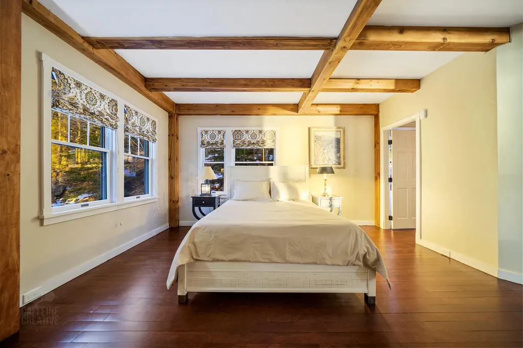 93 Abbott Cove Road West Bath ME 04530