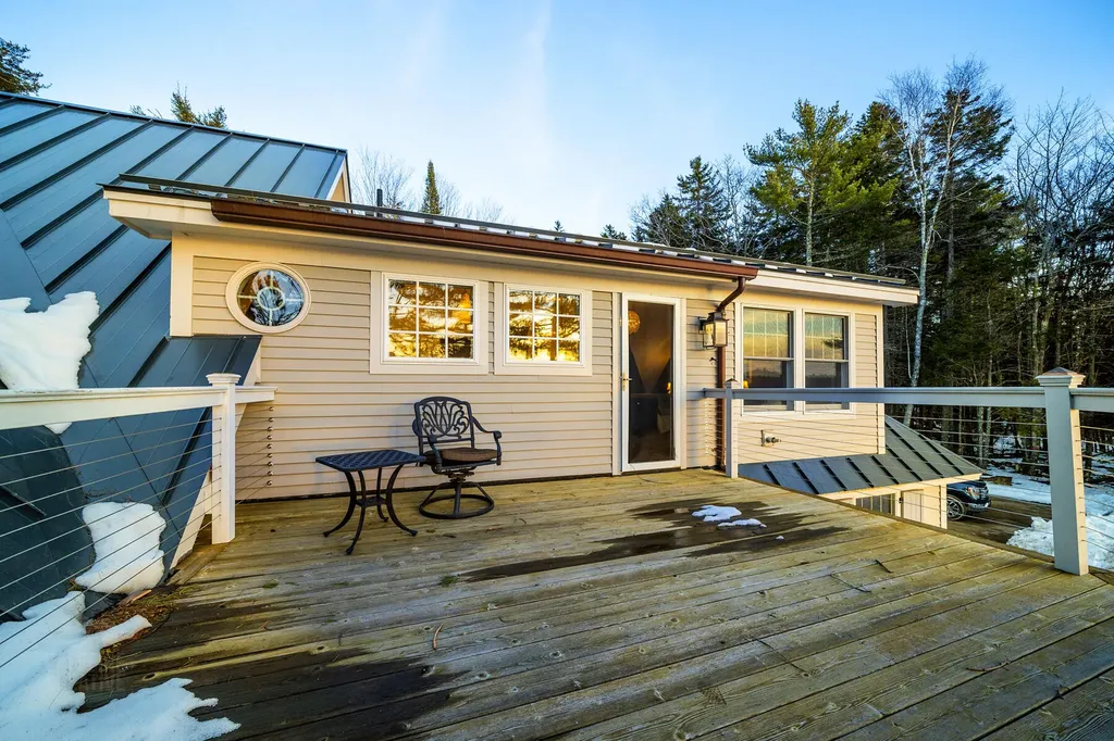 93 Abbott Cove Road West Bath ME 04530