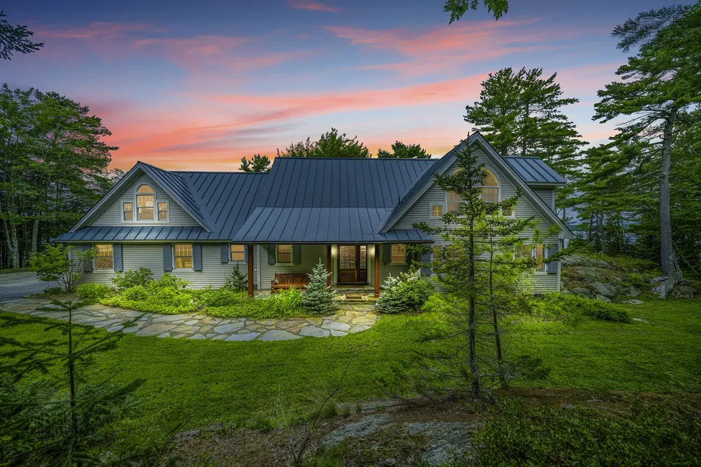 93 Abbott Cove Road West Bath ME 04530