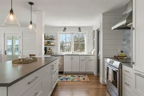 36 Salt Pond Road Bristol ME 04554