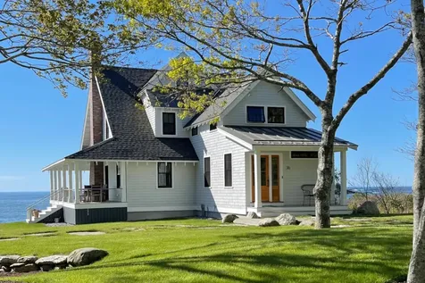 36 Salt Pond Road Bristol ME 04554