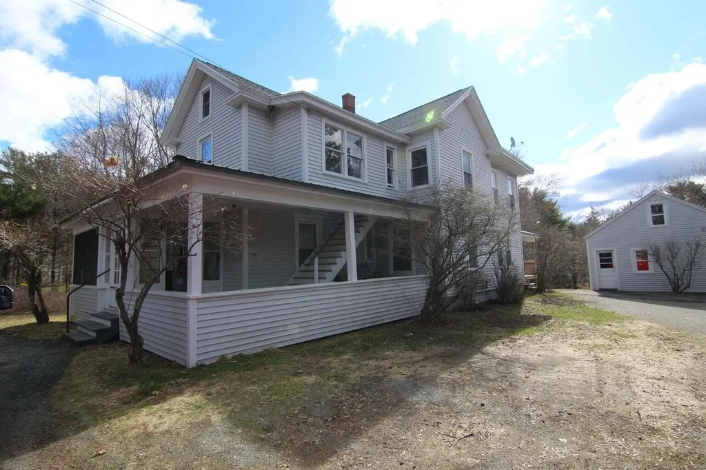 1285 State Street Veazie ME 04401
