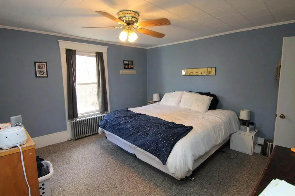 1285 State Street Veazie ME 04401