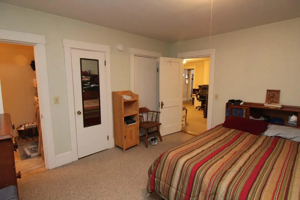 1285 State Street Veazie ME 04401