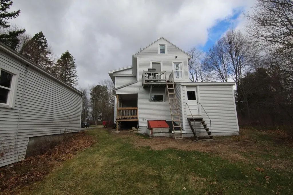 1285 State Street Veazie ME 04401