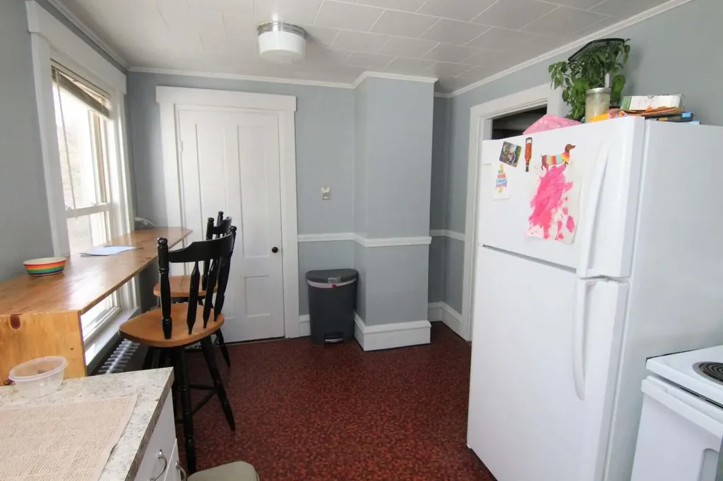 1285 State Street Veazie ME 04401