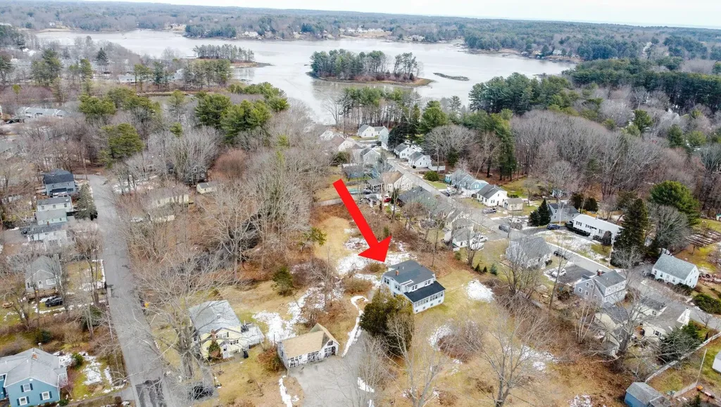 28 Wyman Avenue Kittery ME 03904
