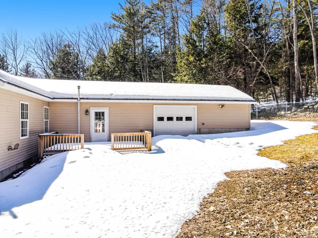 19 Eternity Drive Litchfield ME 04350