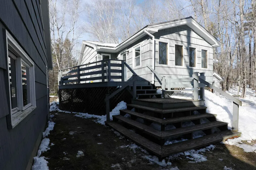 746 East Pittston Road Pittston ME 04345