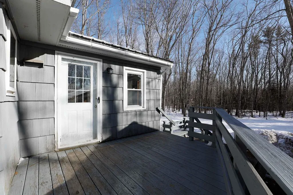 746 East Pittston Road Pittston ME 04345