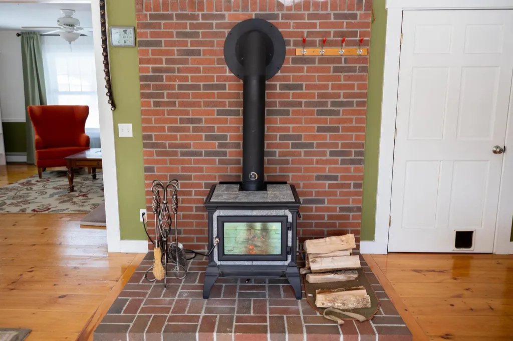 26 Cotton Hill Road Bucksport ME 04416
