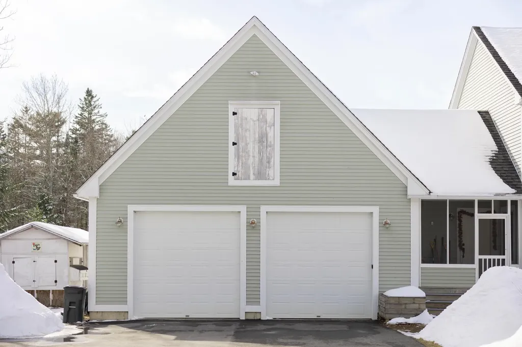 26 Cotton Hill Road Bucksport ME 04416
