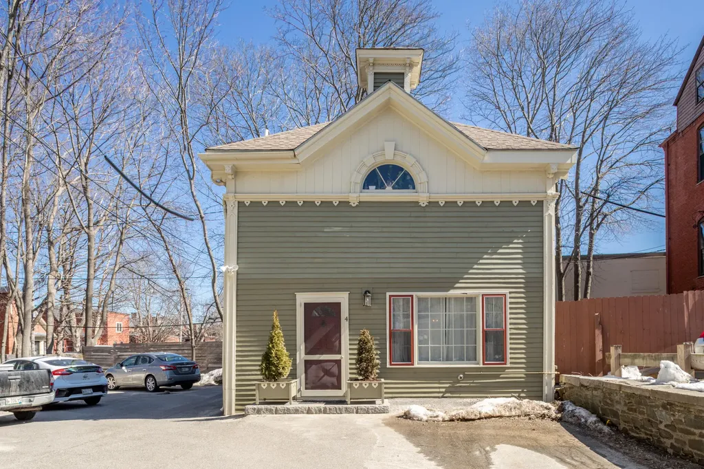11 Mellen Street Portland ME 04101