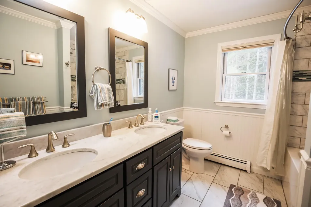 5 Sophie Lane Hampden ME 04444