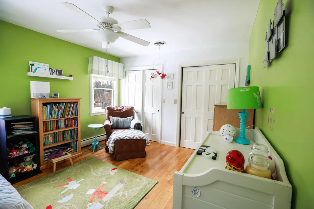 5 Sophie Lane Hampden ME 04444