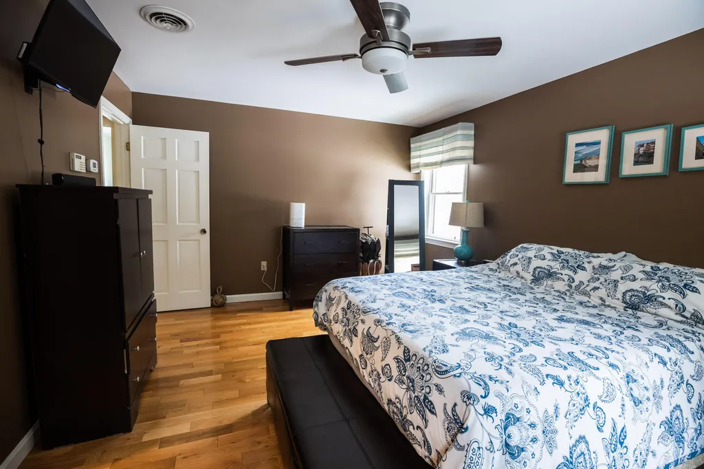 5 Sophie Lane Hampden ME 04444