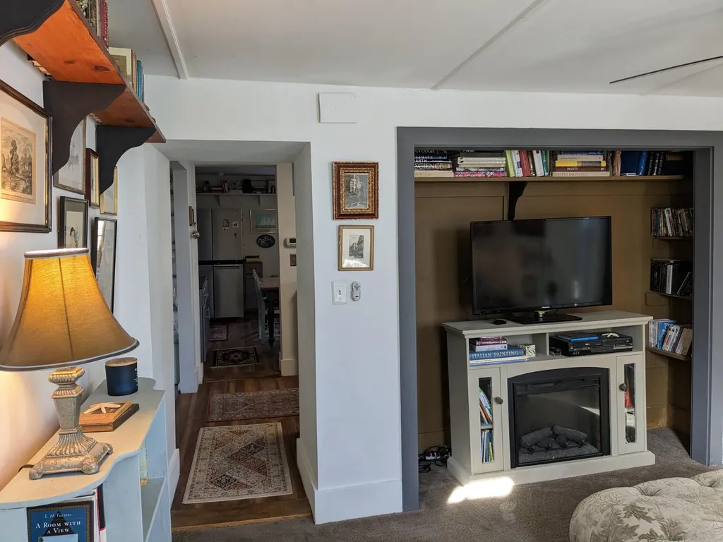 6 Lisle Street Rockland ME 04841