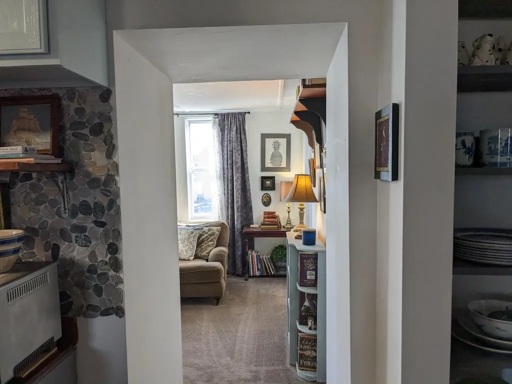 6 Lisle Street Rockland ME 04841