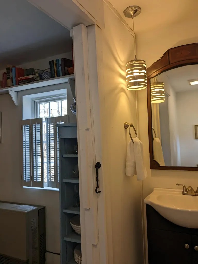 6 Lisle Street Rockland ME 04841
