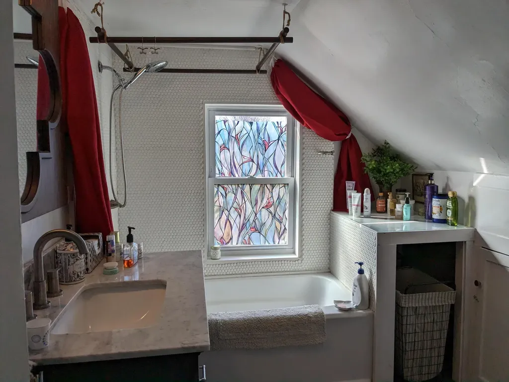 6 Lisle Street Rockland ME 04841