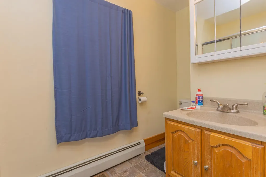145 Greenwood Avenue Farmington ME 04938