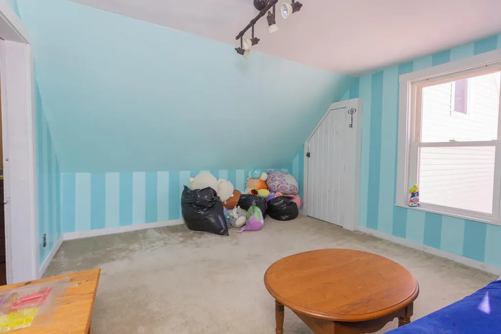 145 Greenwood Avenue Farmington ME 04938