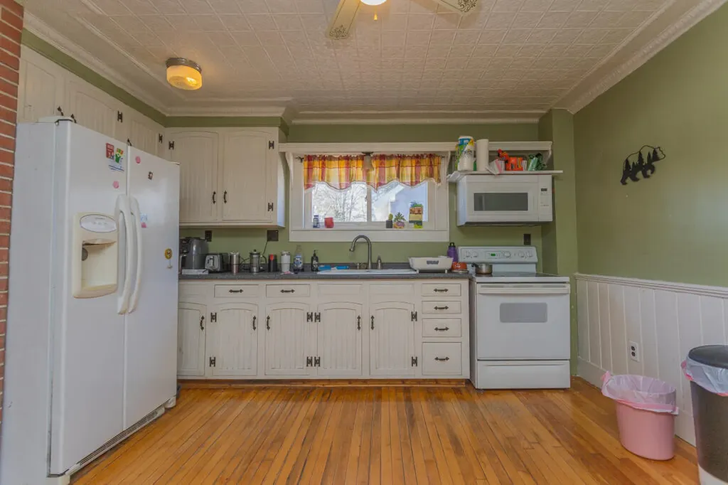 145 Greenwood Avenue Farmington ME 04938