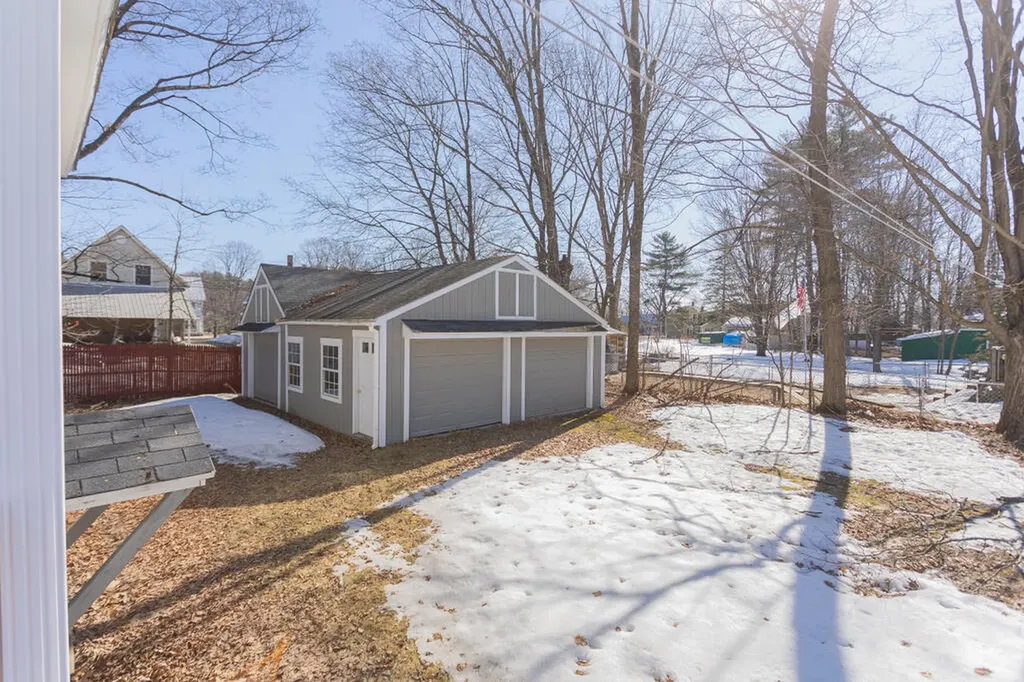 145 Greenwood Avenue Farmington ME 04938