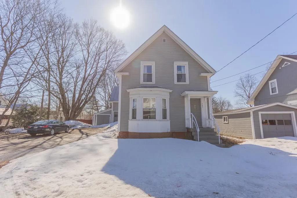 145 Greenwood Avenue Farmington ME 04938
