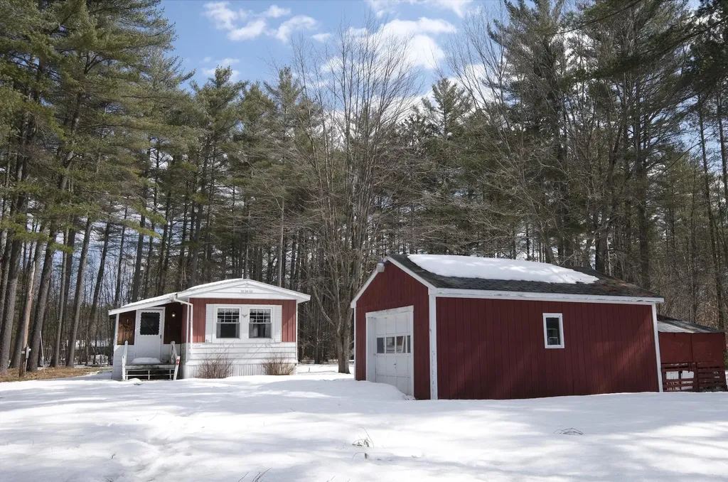 81 Webber Brook Road Oxford ME 04270