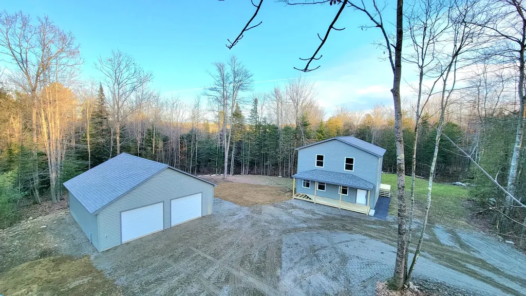 7 Holly Lane Cornville ME 04976