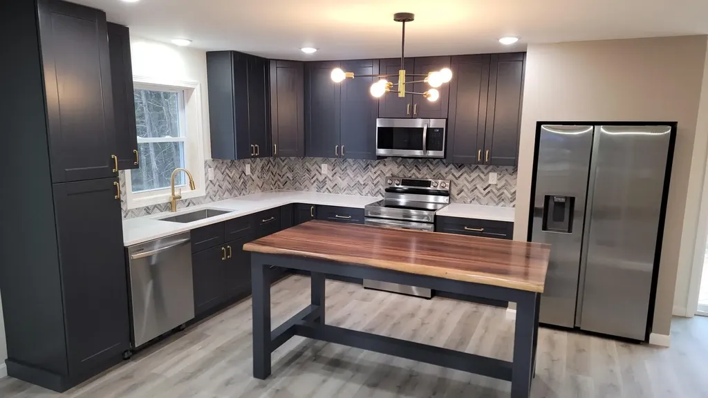 7 Holly Lane Cornville ME 04976
