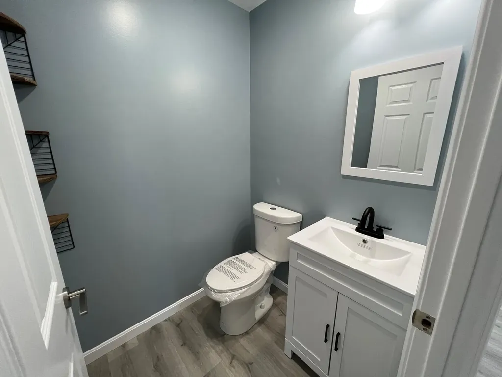 7 Holly Lane Cornville ME 04976