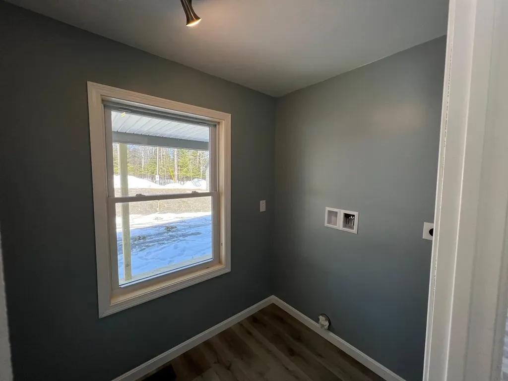 7 Holly Lane Cornville ME 04976
