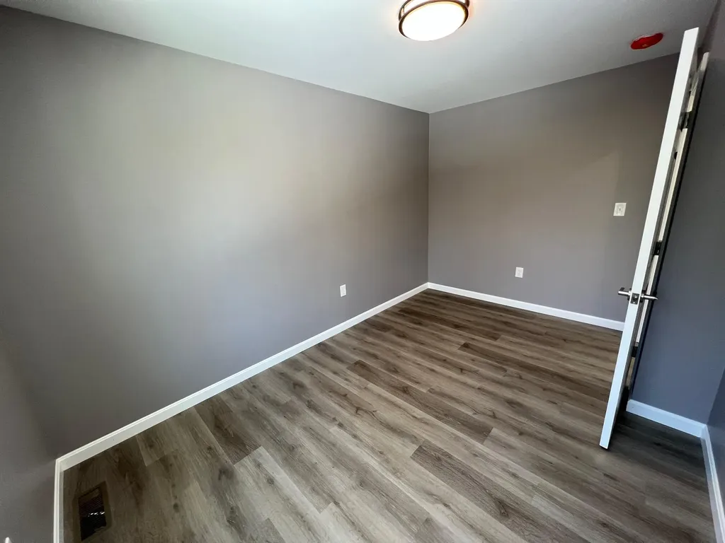 7 Holly Lane Cornville ME 04976