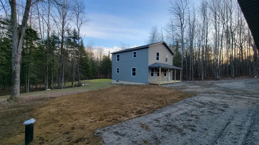 7 Holly Lane Cornville ME 04976
