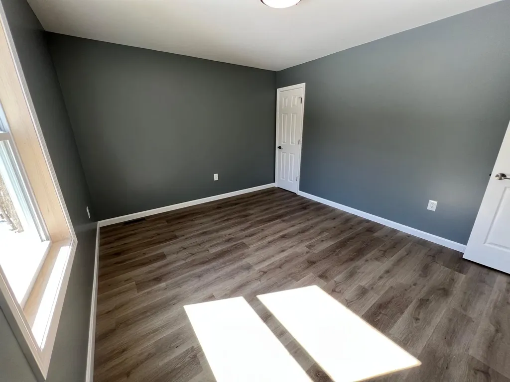 7 Holly Lane Cornville ME 04976