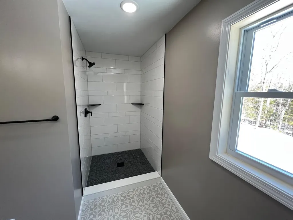 7 Holly Lane Cornville ME 04976