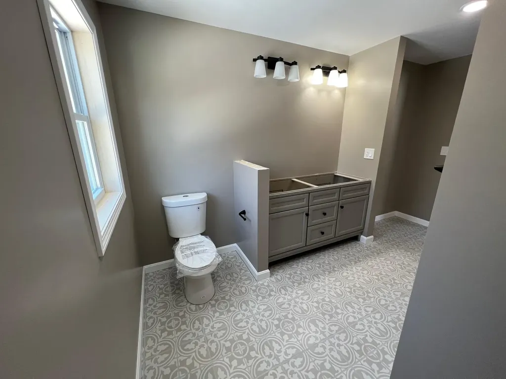 7 Holly Lane Cornville ME 04976
