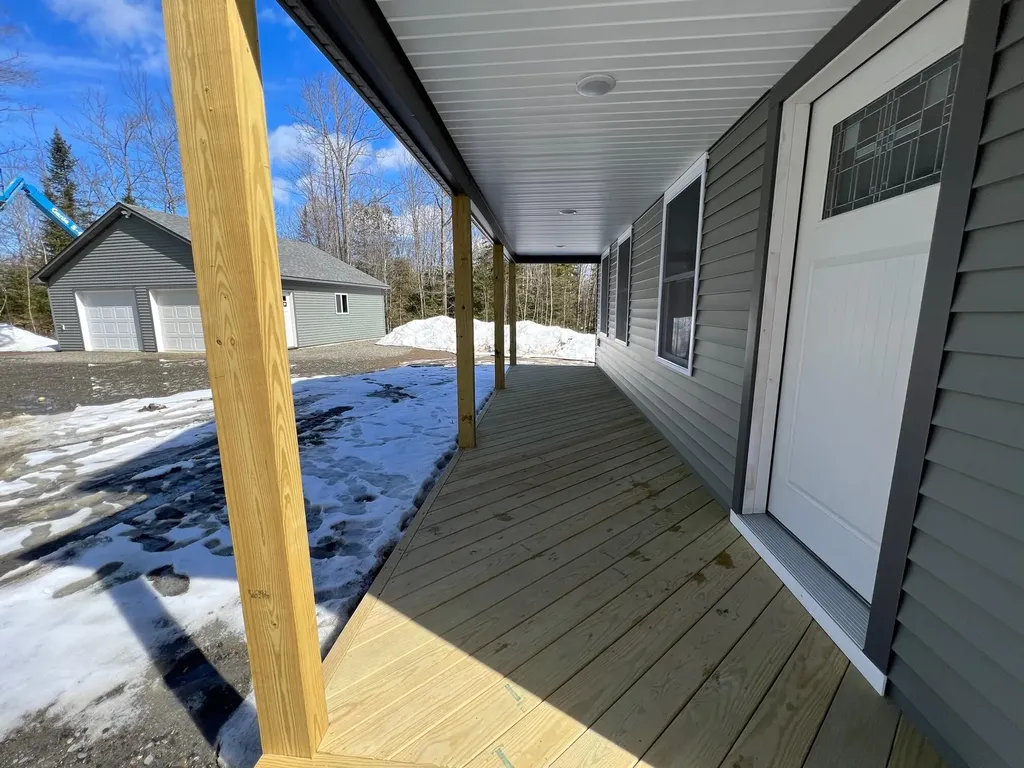 7 Holly Lane Cornville ME 04976