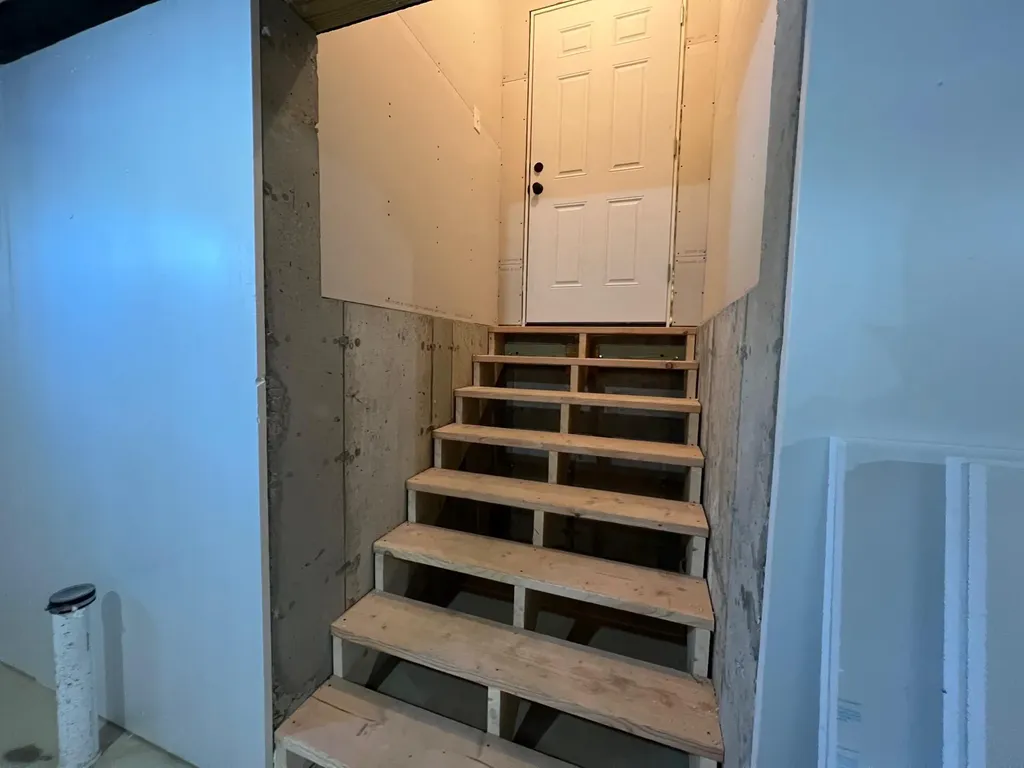 7 Holly Lane Cornville ME 04976