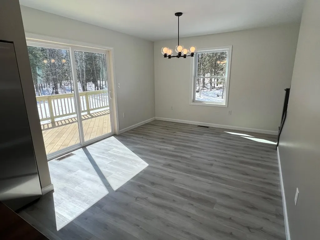 7 Holly Lane Cornville ME 04976