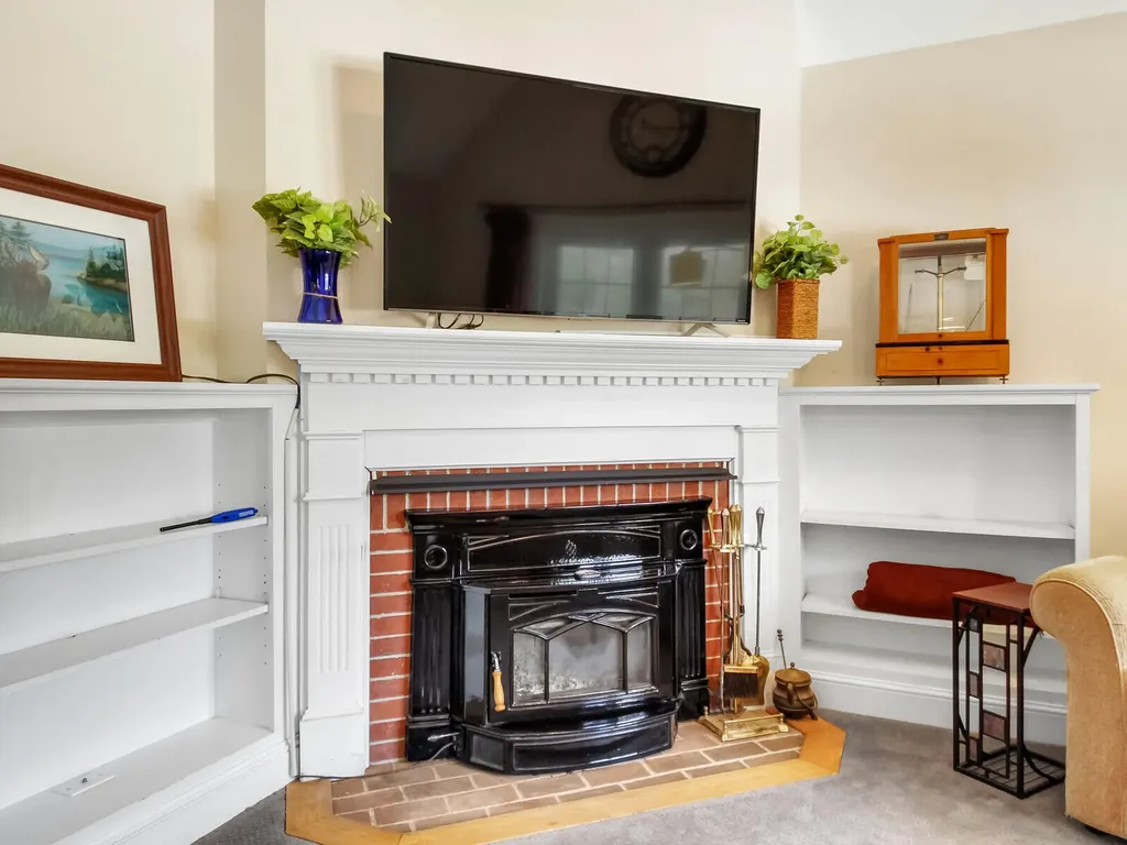 10 Twin Pond Road Topsham ME 04086