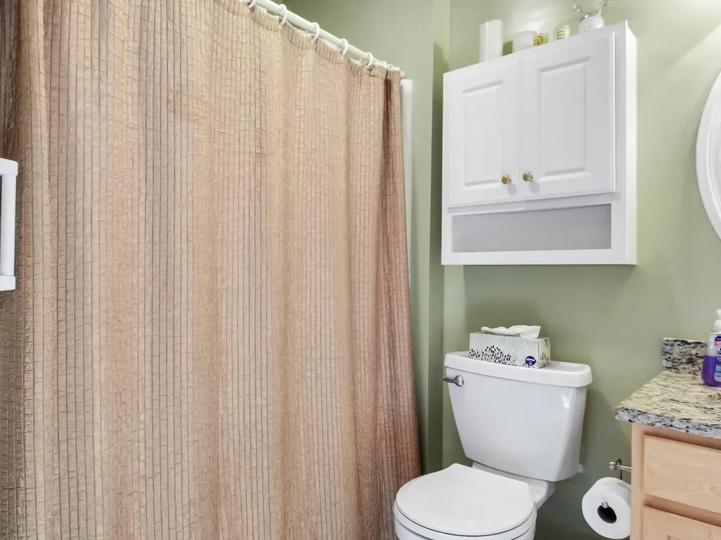 10 Twin Pond Road Topsham ME 04086