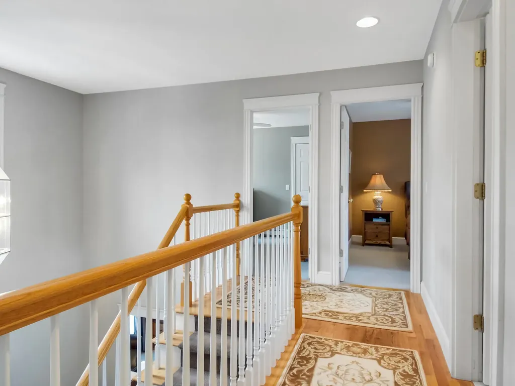 10 Twin Pond Road Topsham ME 04086