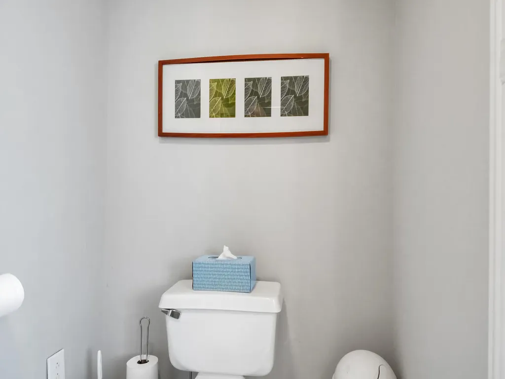 10 Twin Pond Road Topsham ME 04086